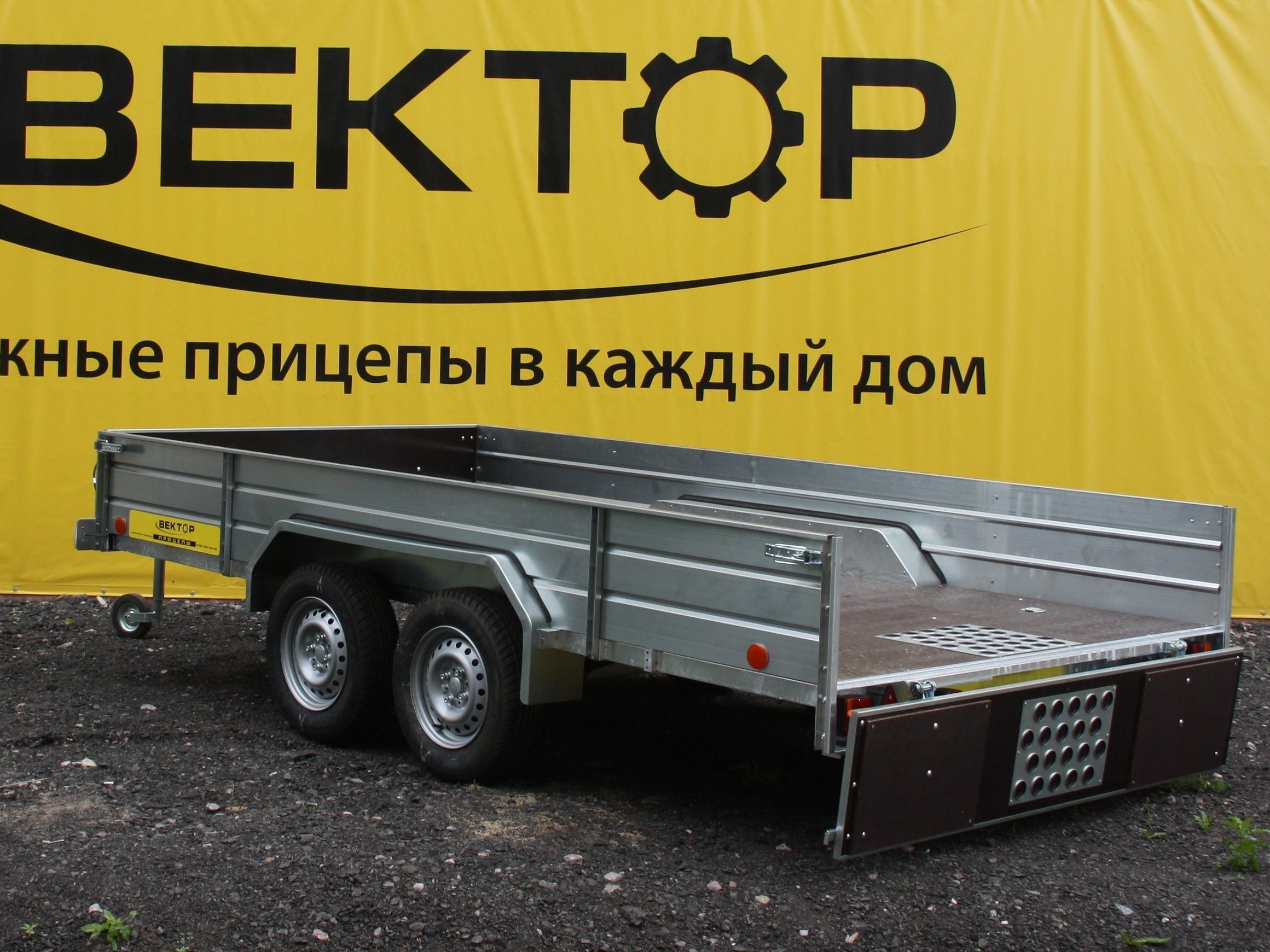Прицеп ЛАВ 81013Е 4.0 (колея 1740мм)